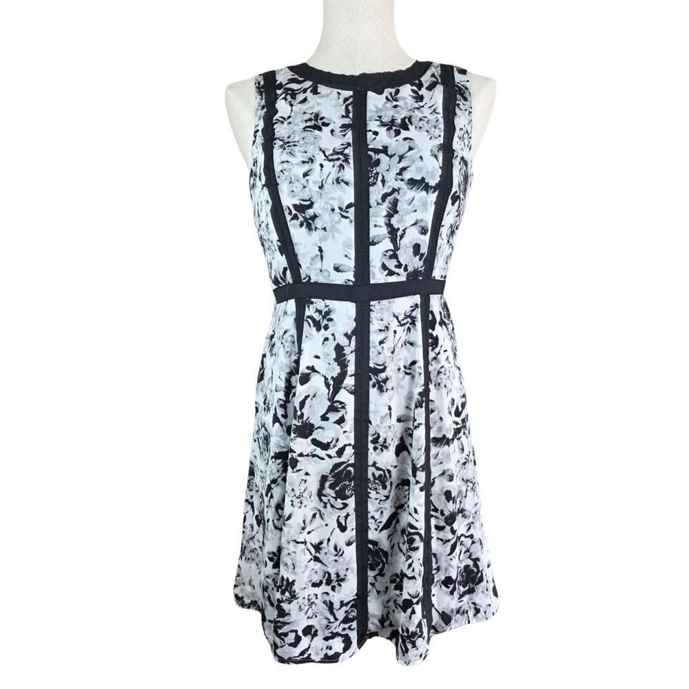 Talbots Petites Fit & Flare Sleeveless Floral Dress Size 6P Lined Boho Classic